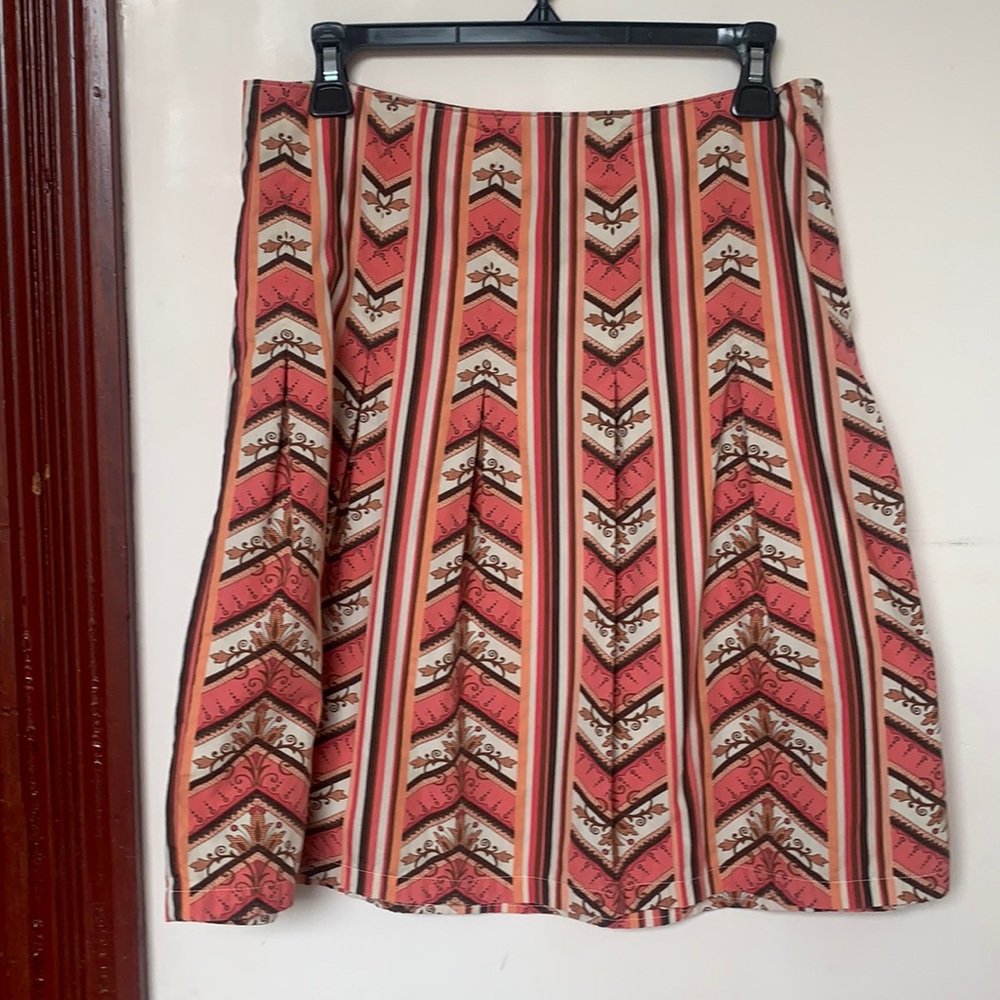 Ann Taylor LOFT skirt.  Size 4.